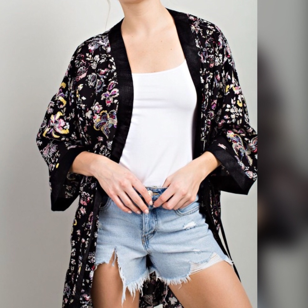 STILL INTERESTED RELISTED print kimono cardigan - Picture 5 of 5